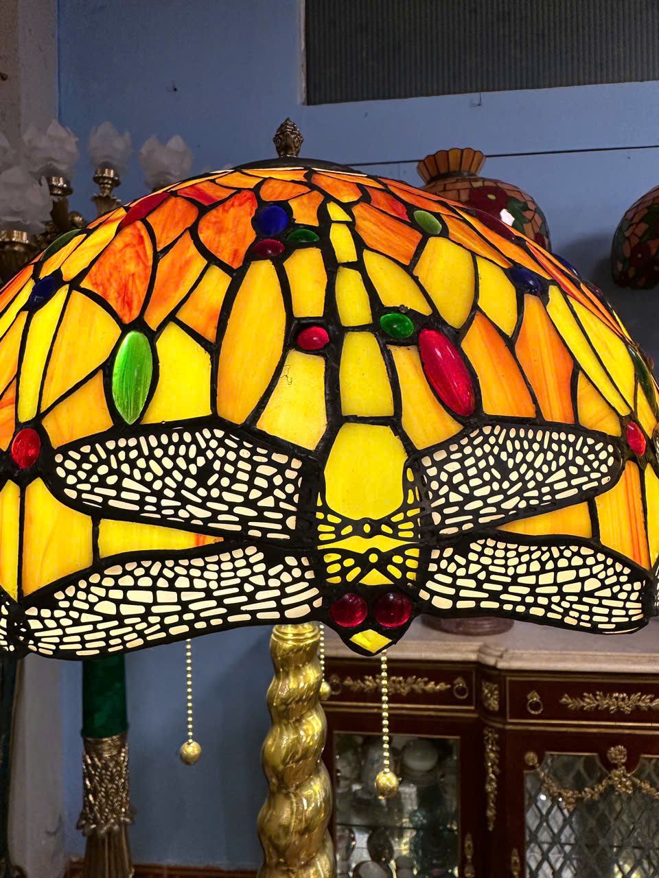 Đèn Tiffany cổ điển châu Âu